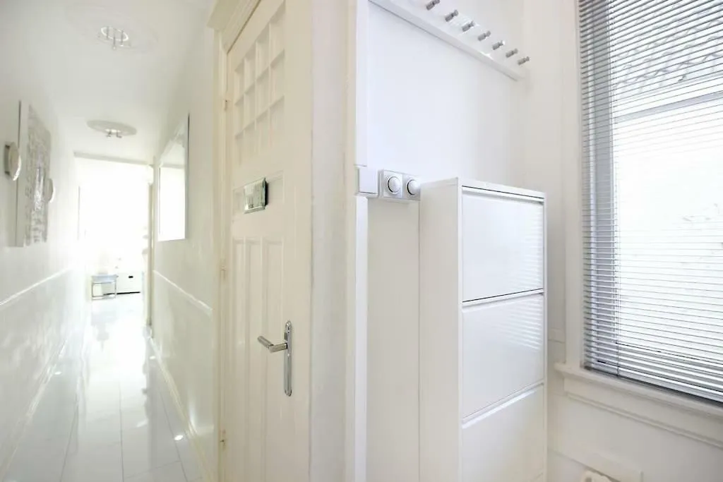 White Luxury Penthouse In City Centre Amsterdam Apartment